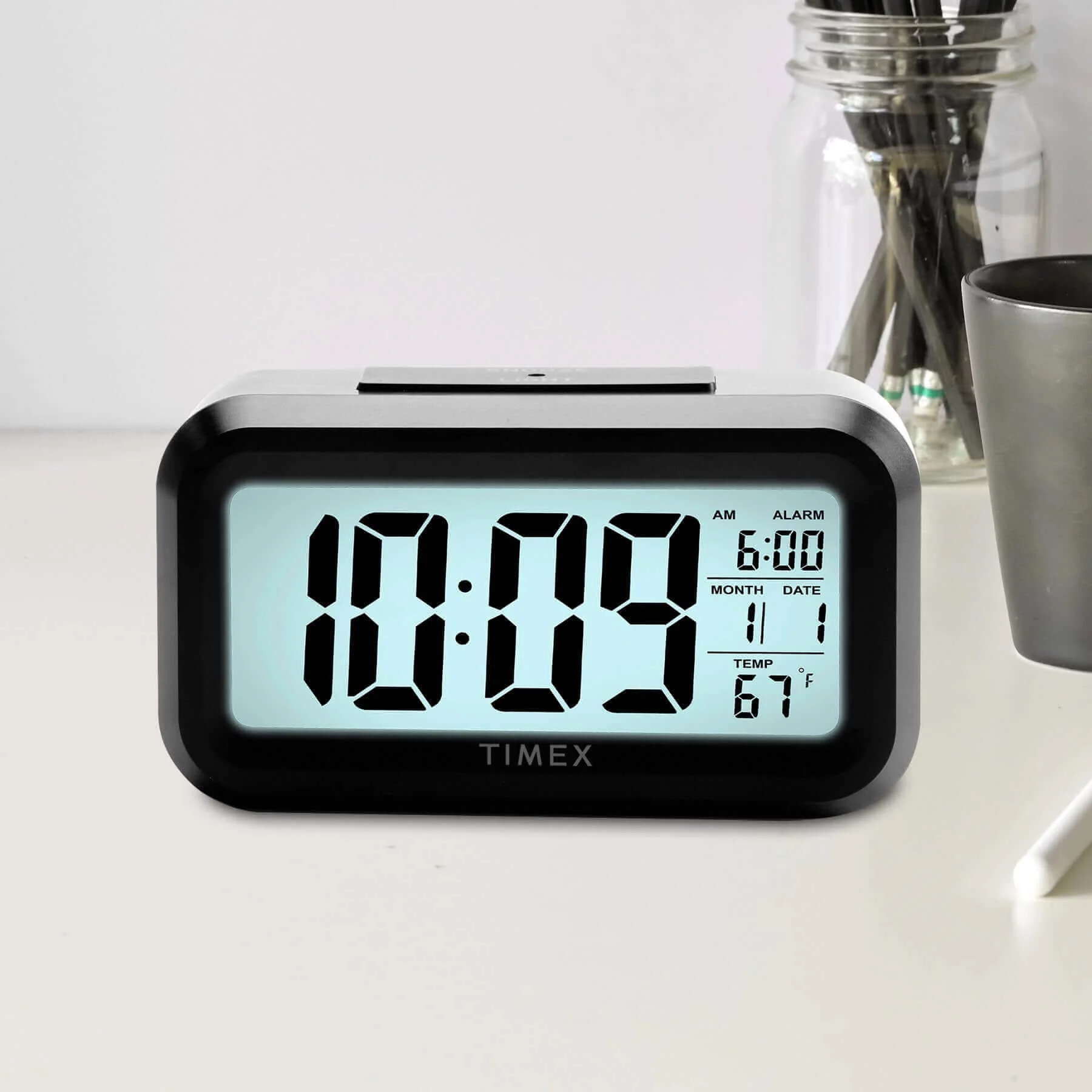Timex Alarm Clock with Large Display, Cordless and Portable – Black (T108B) - Image 4