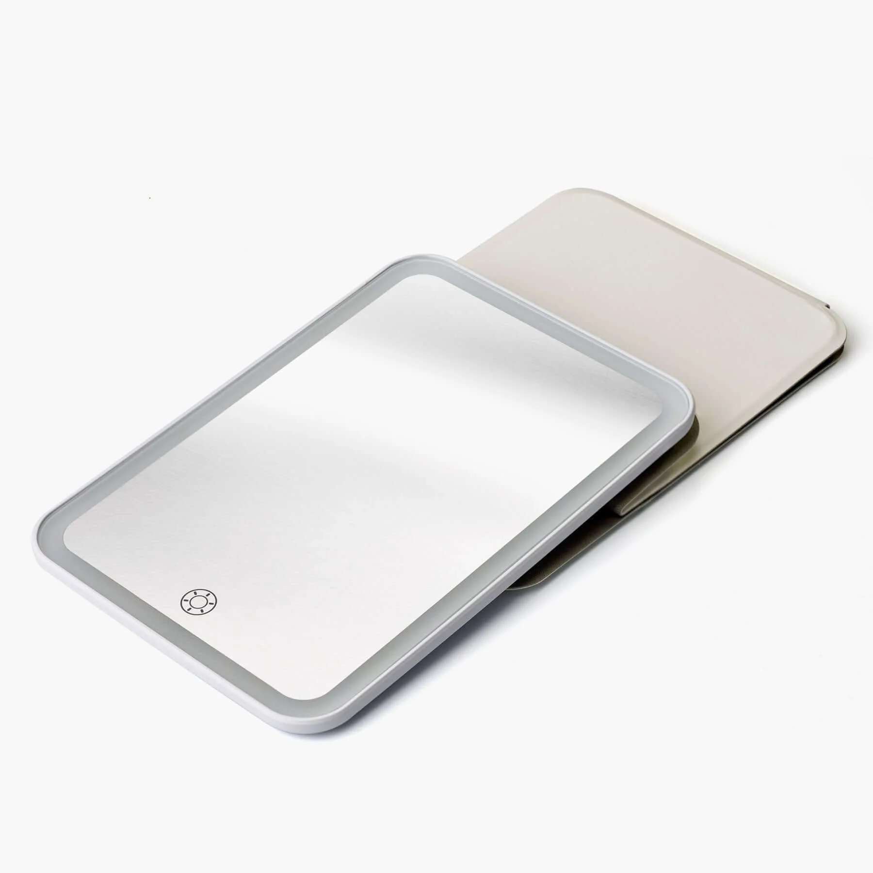 Travel Makeup Mirror with Lights and Adjustable Stand (iCV10) - Image 4